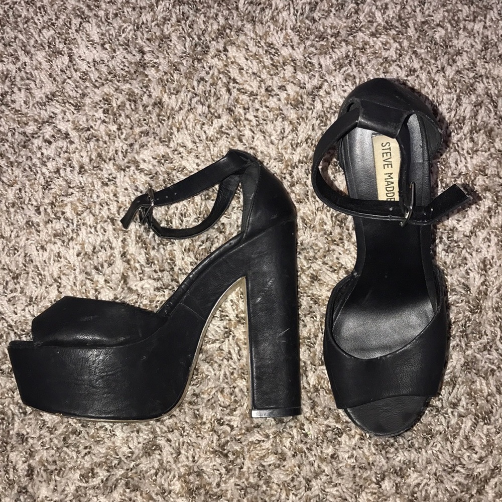 Black chunky heel